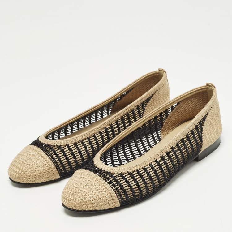 Pre Owned Chanel CC Size 40.5 Beige/Black Knit Fabric Ballet Flats