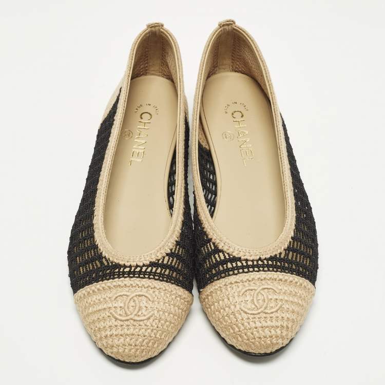 Pre Owned Chanel CC Size 40.5 Beige/Black Knit Fabric Ballet Flats