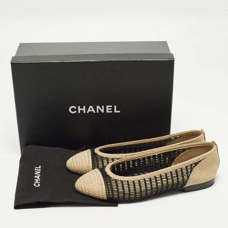 Pre Owned Chanel CC Size 40.5 Beige/Black Knit Fabric Ballet Flats