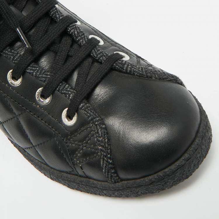 Pre Owned Chanel Size 35.5 Black Leather Lace Up Sneakers