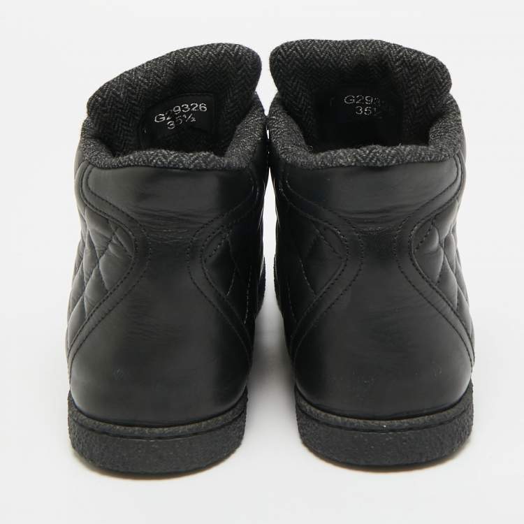 Pre Owned Chanel Size 35.5 Black Leather Lace Up Sneakers