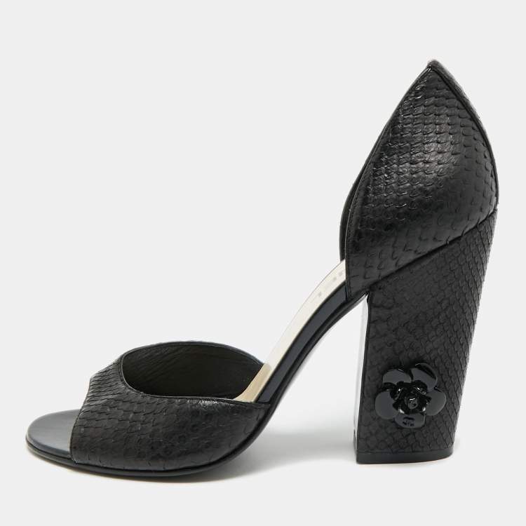 Pre Owned Chanel CC Camellia Size 39.5 Black Snakeskin Leather Flower Embellished D'orsay Block Heel Pumps