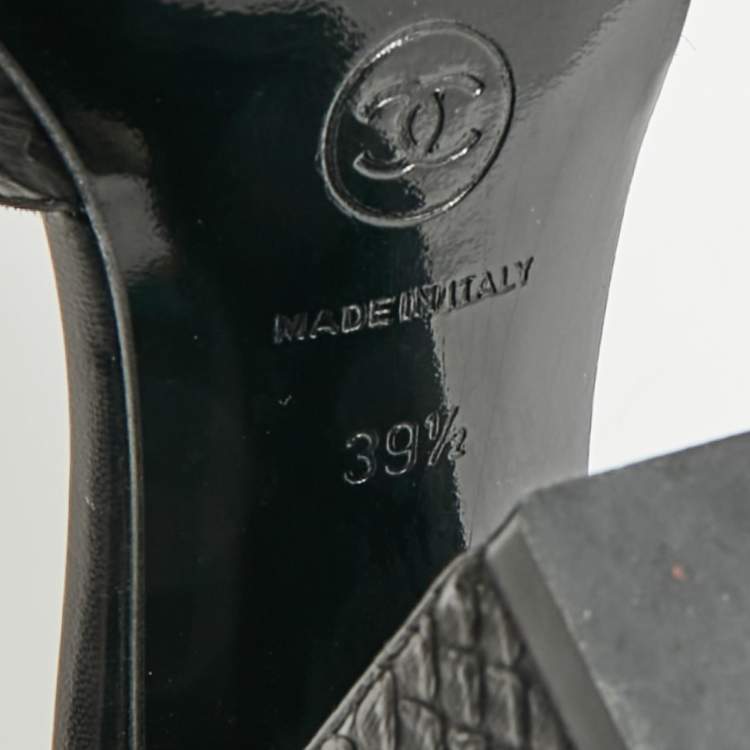 Pre Owned Chanel CC Camellia Size 39.5 Black Snakeskin Leather Flower Embellished D'orsay Block Heel Pumps