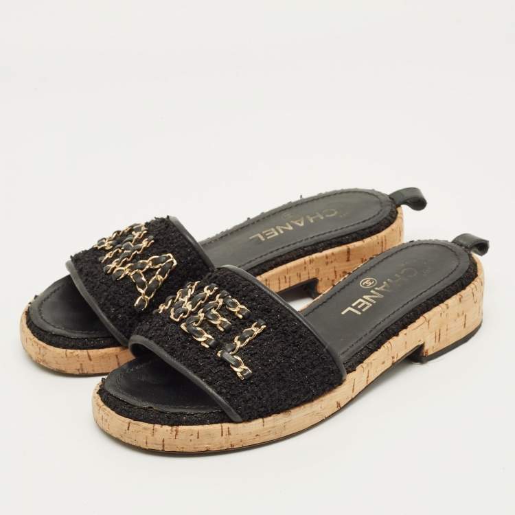 مملوكة مسبقًا Chanel Size 37.5 Black Leather and Tweed Cork Slide Sandals