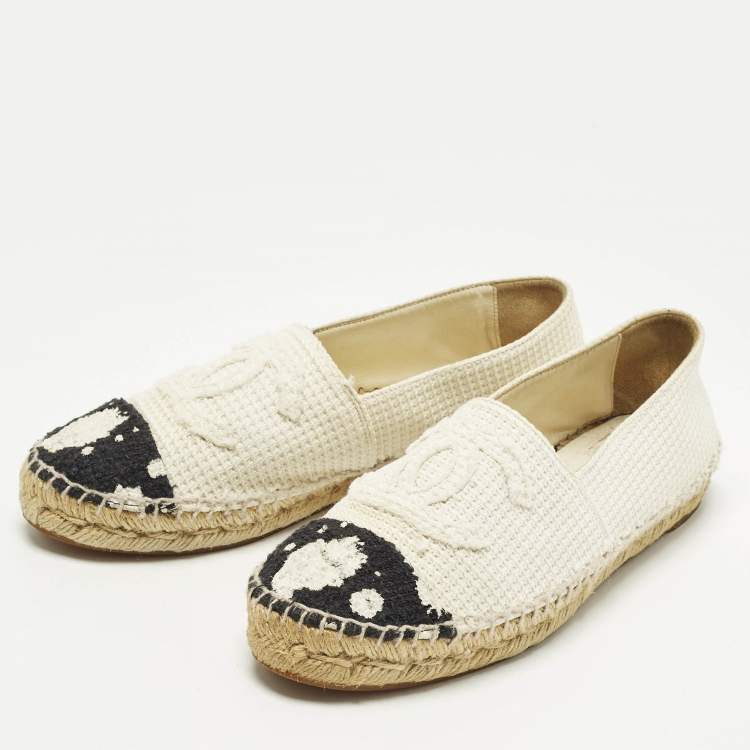 Pre Owned Chanel CC Size 39 White/Black Knit Fabric Espadrille Flats