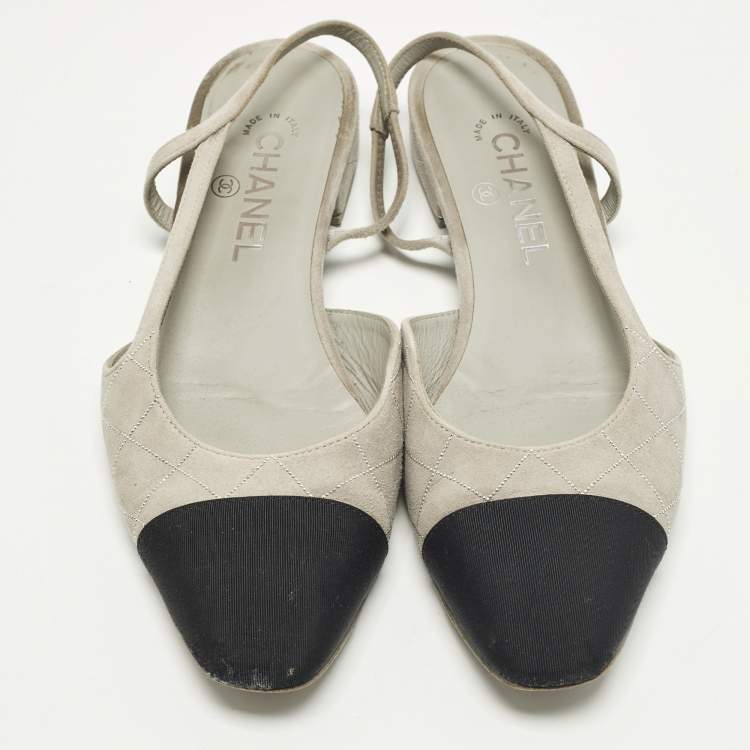 Pre Owned Chanel CC Size 39 Grey/Black Canvas and Suede Slingback Flats