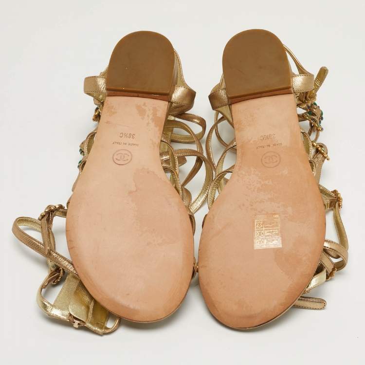 Pre Owned Chanel Size 38.5 Gold Leather Gladiator Flat Sandals