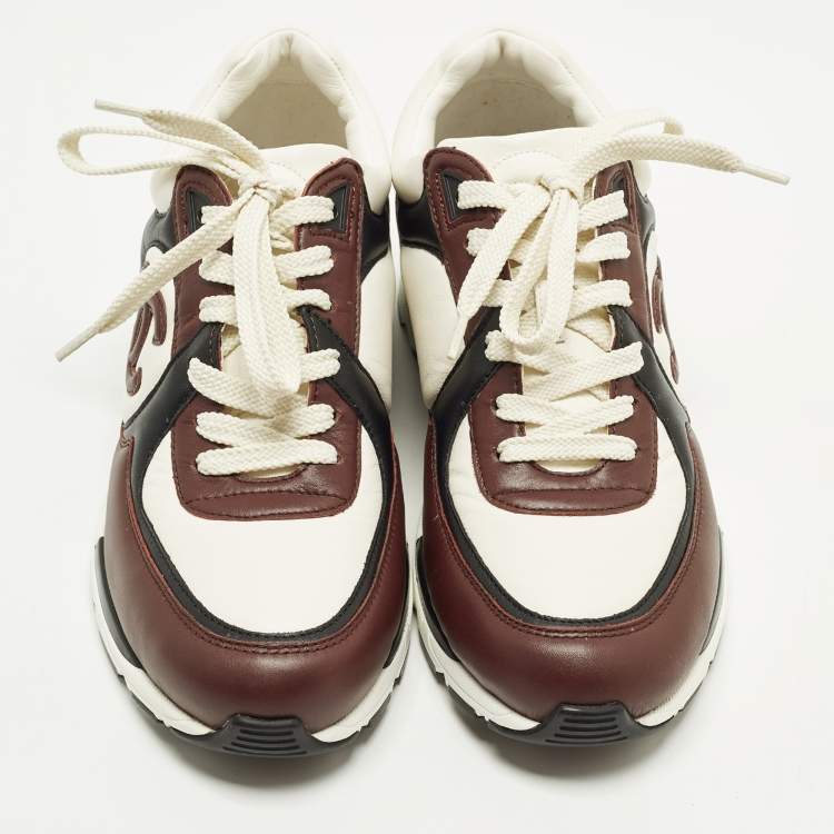 Pre Owned Chanel CC Size 39.5 Multicolor Leather and Suede Lace Up Sneakers