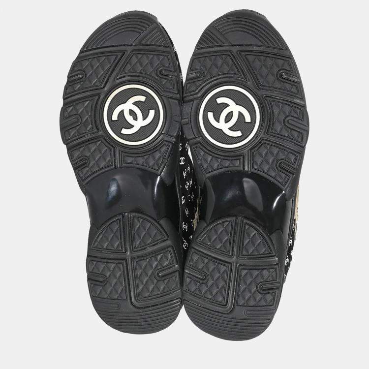 Pre Owned Chanel 22A Beige Black CC All Over Logo Sneakers 35