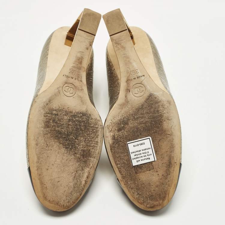 Pre Owned Chanel CC Size 39.5 Black/Gold Leather and Patent Leather Wedge Pumps