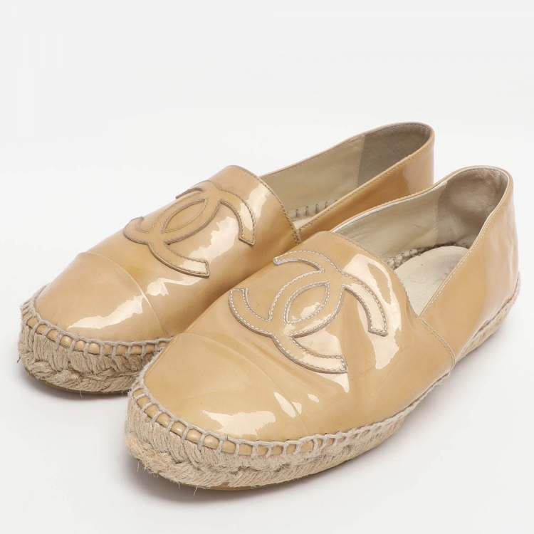 Pre Owned Chanel CC Size 38 Beige Patent Leather Espadrille Flats