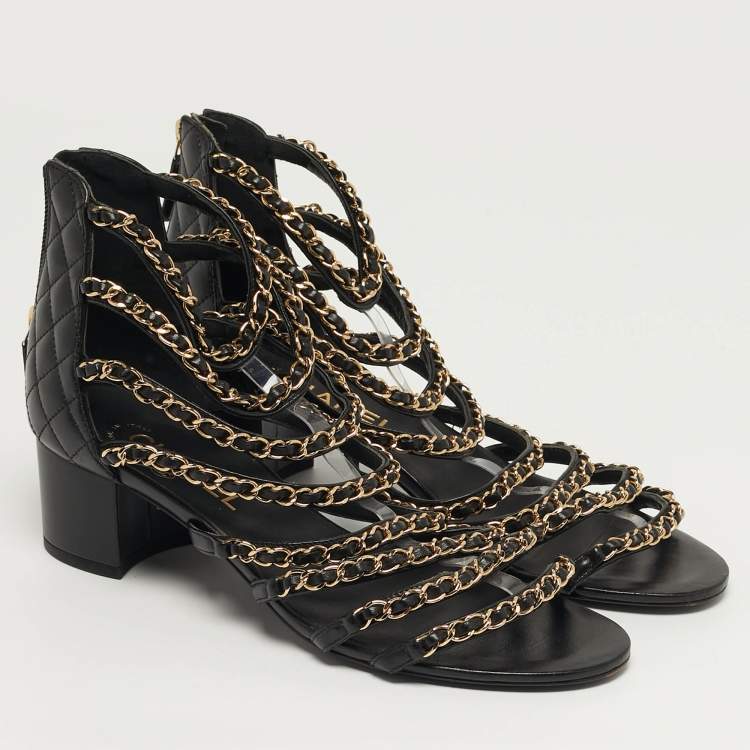 Pre Owned Chanel Size 39 Black Leather Interlocking CC Logo Gladiator Sandals