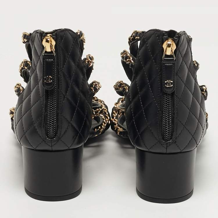 Pre Owned Chanel Size 39 Black Leather Interlocking CC Logo Gladiator Sandals