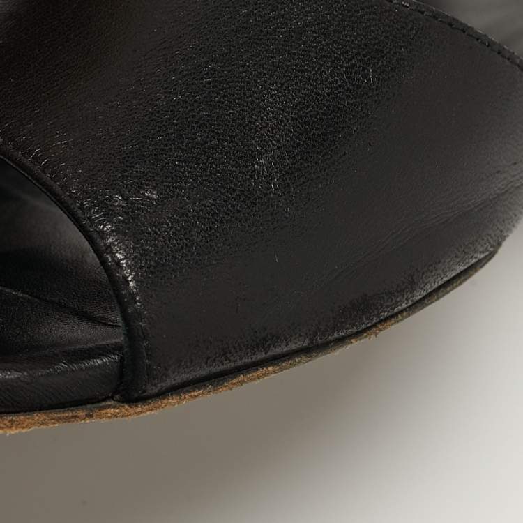 Pre Owned Chanel Size 39 Black Leather Chain Detail Flat Slide