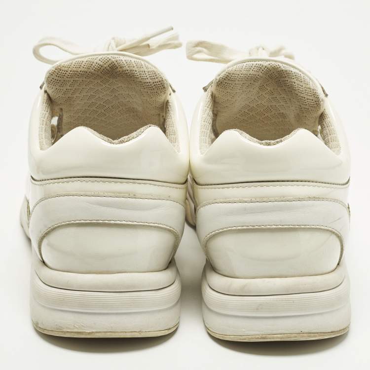 Pre Owned Chanel CC Size 38 White Patent Leather and PVC Low Top Sneakers