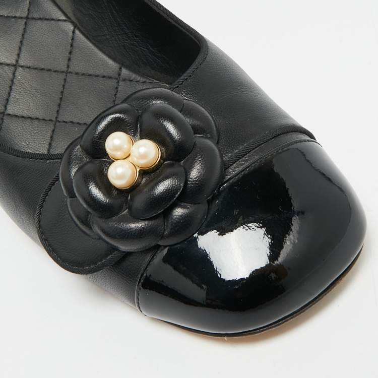 Pre Owned Chanel Camelia Size 41 Black Leather Block Heel Pumps