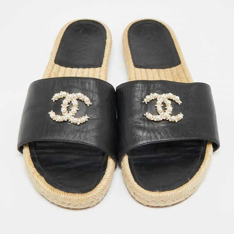 Pre Owned Chanel CC Size 39.5 Black Leather  CC Logo Espadrille Sandals