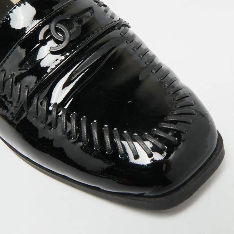 Pre Owned Chanel CC Size 38 Black Patent Leather Smoking Slippers