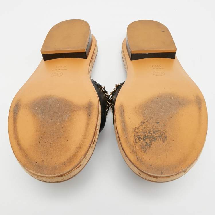 Pre Owned Chanel Size 41.5 Black Leather Chain Link Cork Slide Sandals