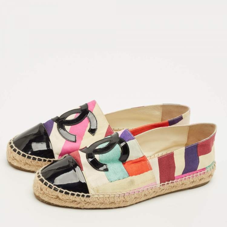 Pre Owned Chanel Coco Size 39 Multicolor Canvas and Patent Leather Espadrille Flats
