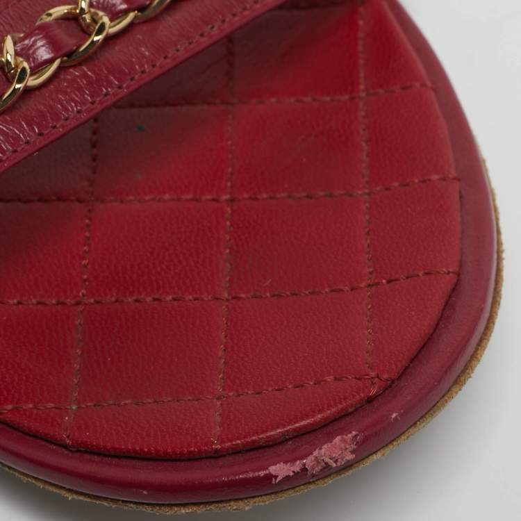 Pre Owned Chanel CC Size 39.5 Red Leather Chain Detail Slingback Flat Sandals