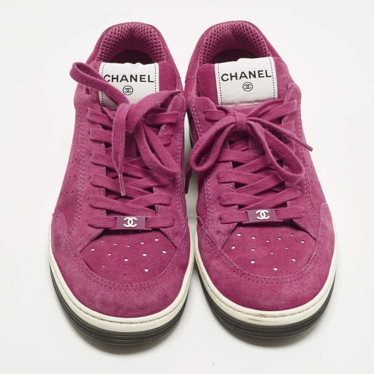 Pre Owned Chanel CC Size 40 Purple Suede Lace Up Sneakers