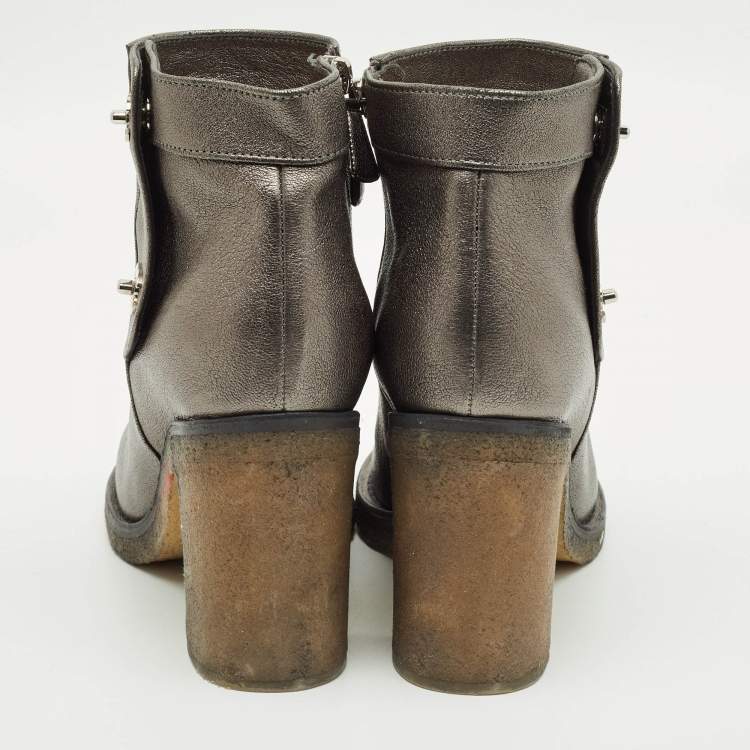 Pre Owned Chanel Size 40 Metallic Leather Ankle Length Boots