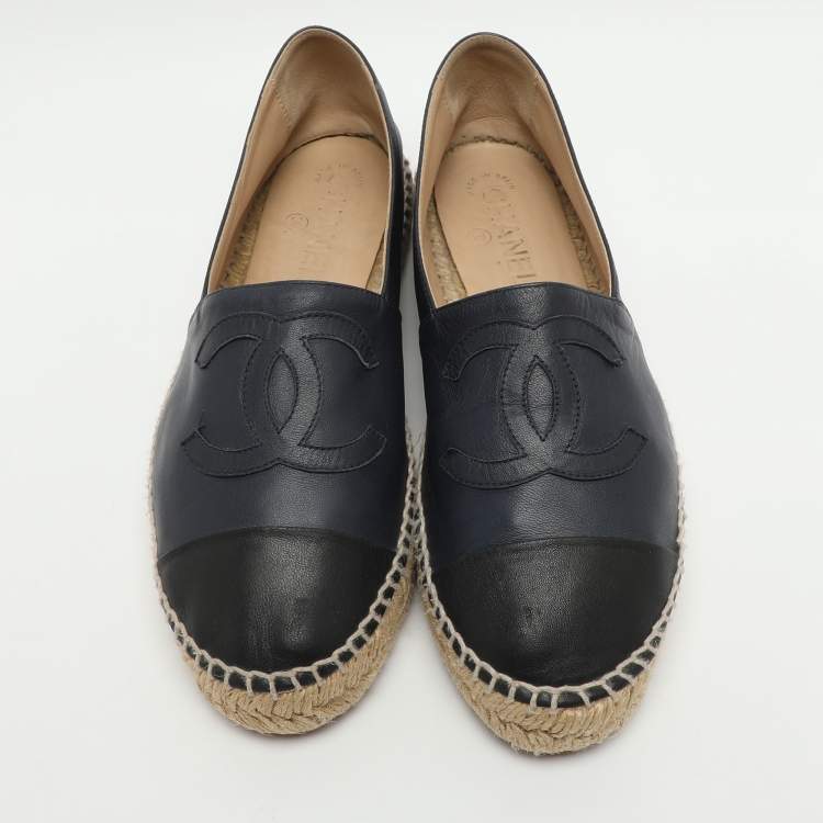 Pre Owned Chanel CC Size 39 Navy Blue/Black Leather Cap Toe Espadrille Flats