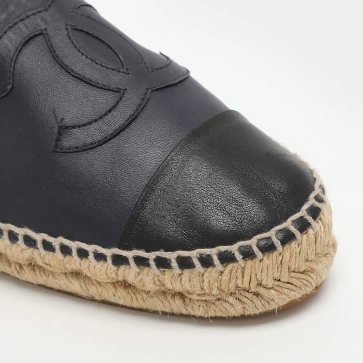 Pre Owned Chanel CC Size 39 Navy Blue/Black Leather Cap Toe Espadrille Flats