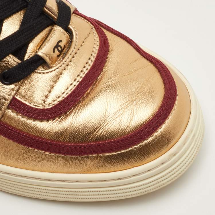Pre Owned Chanel CC Size 38 Gold/Burgundy Leather Low Top Sneakers
