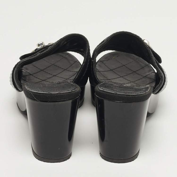 Pre Owned Chanel  Size 37.5 Black Quilted Leather CC Turn Lock Platform Slide Sandals
