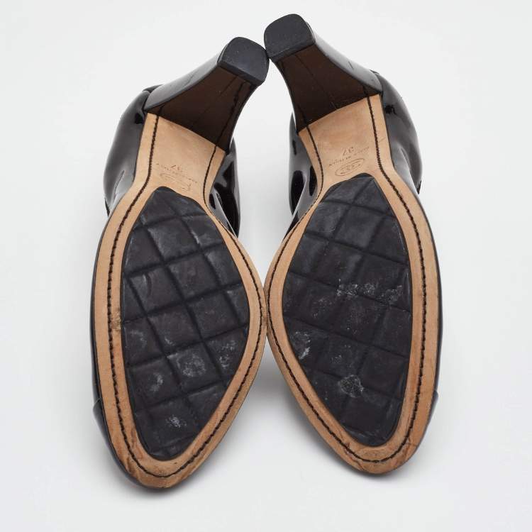 Pre Owned Chanel CC Size 37 Black Patent Leather Cap Toe Scrunch Pumps