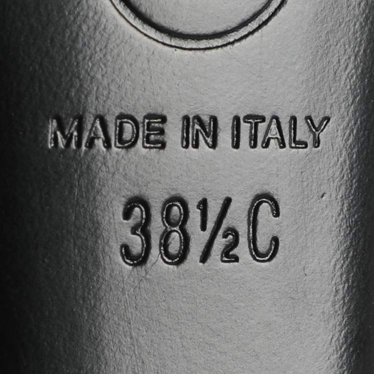 Pre Owned Chanel CC Size 38.5 Black Leather Pumps