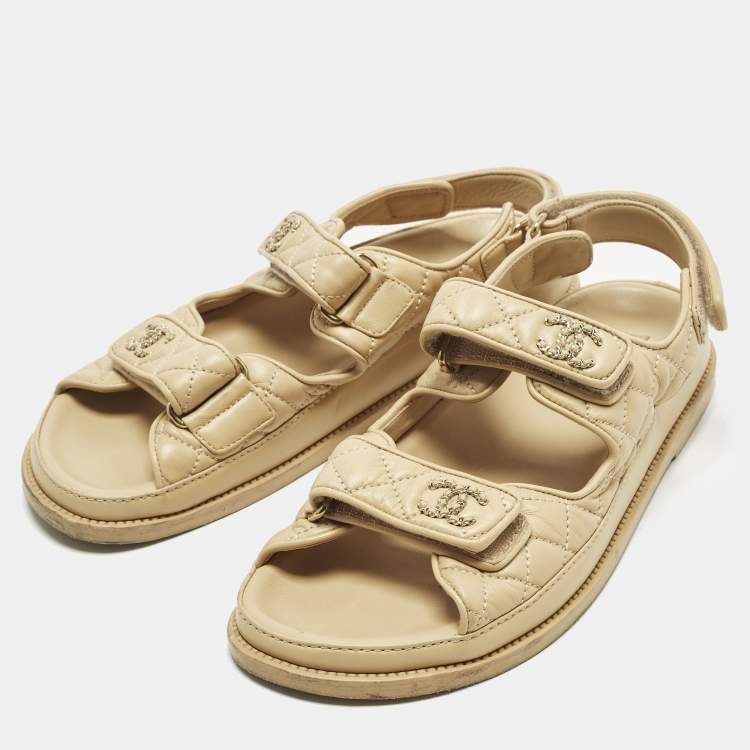 Pre Owned Chanel Dad Size 40 Beige Quilted Leather CC Velcro Flat Sandals