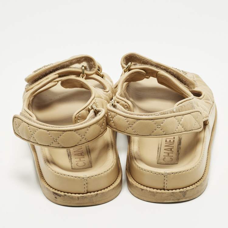 Pre Owned Chanel Dad Size 40 Beige Quilted Leather CC Velcro Flat Sandals