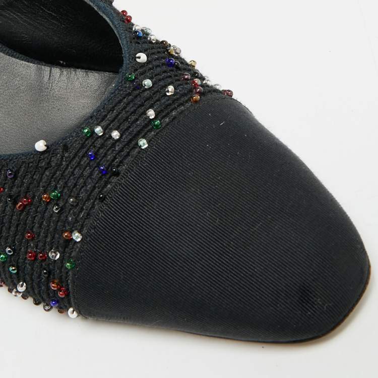 Pre Owned Chanel Embellished Size 39.5 Black Fabric and Grosgrain Cap Toe Slingback Pumps