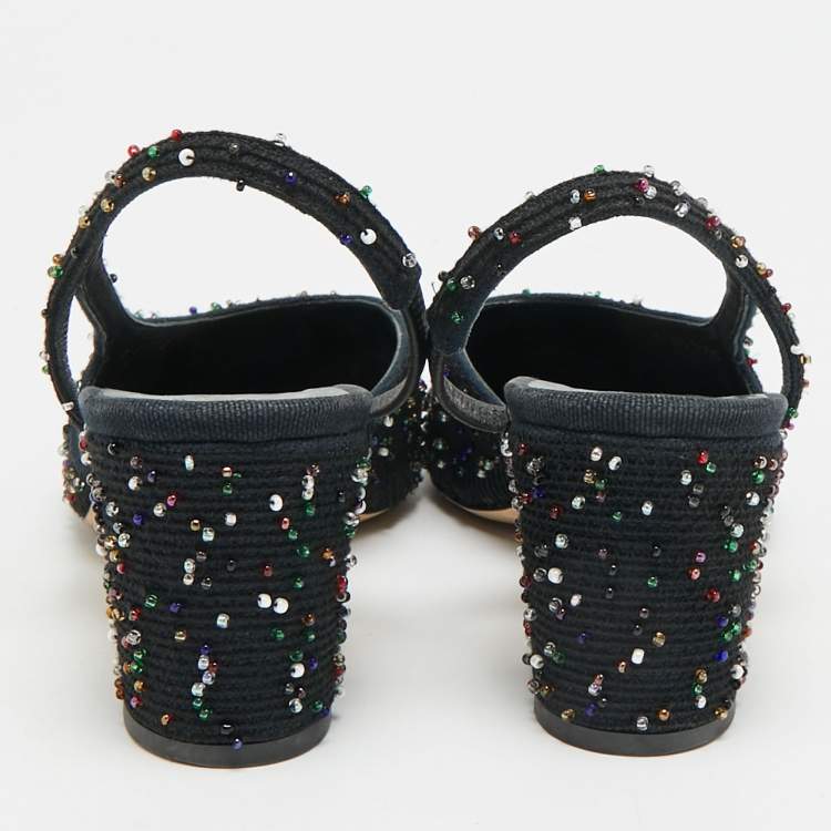 Pre Owned Chanel Embellished Size 39.5 Black Fabric and Grosgrain Cap Toe Slingback Pumps