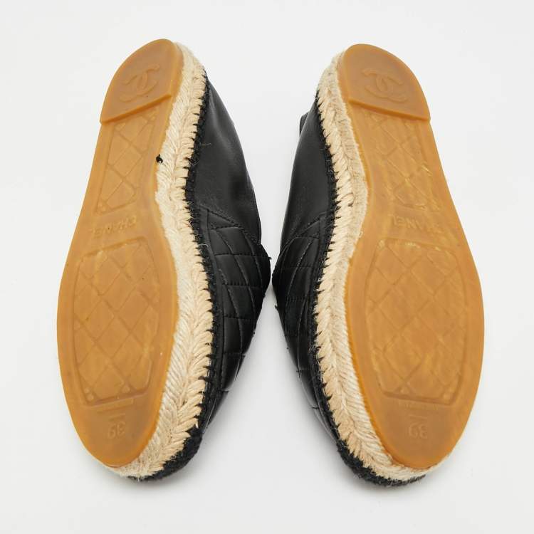 Pre Owned Chanel CC Interlocking Size 39 Black Quilted Leather Espadrille Flats