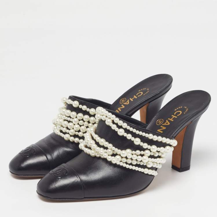 Pre Owned Chanel CC Size 38 Black Leather Cap Toe Pearl Embellished Mules