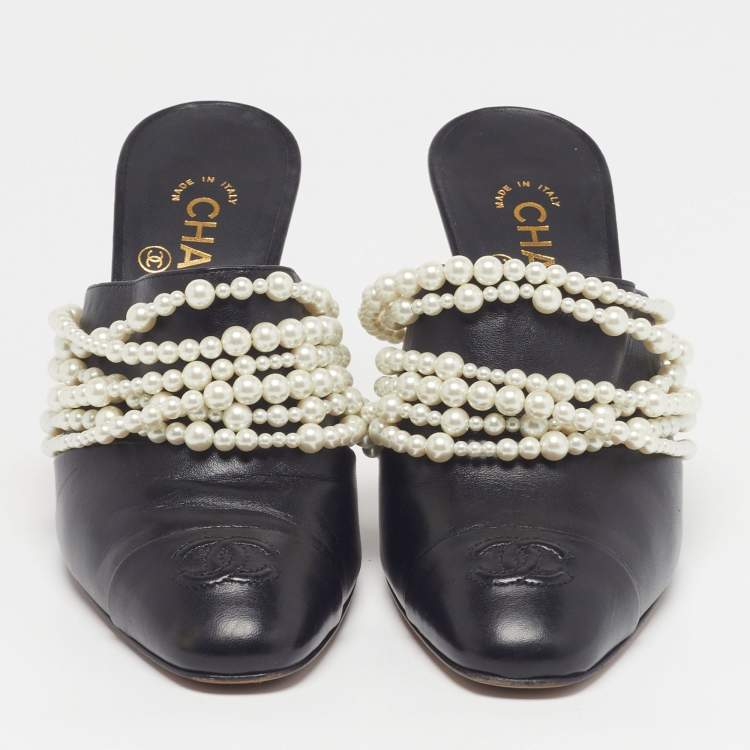 Pre Owned Chanel CC Size 38 Black Leather Cap Toe Pearl Embellished Mules