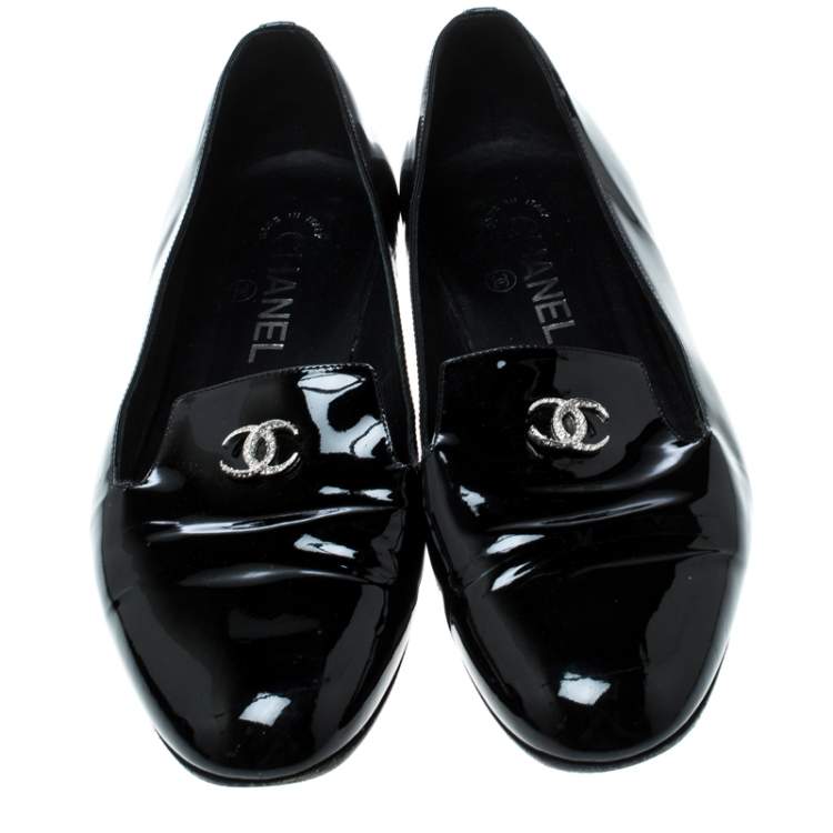 Pre Owned Chanel Black Patent Leather CC Smoking Slippers Size 38 