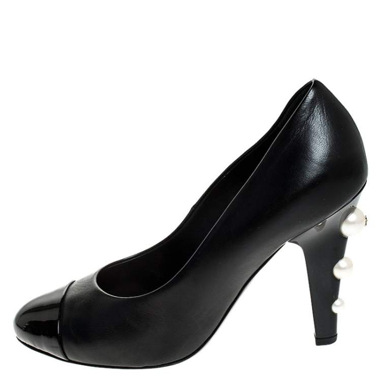 Chanel Black Leather Cap Toe Pearl Embellished Heels Pumps Size 38 Chanel