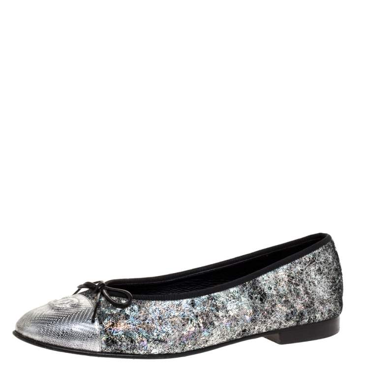 Chanel Metallic Silver Textured Suede CC Cap Toe Bow Ballet Flats Size 39.5  Chanel | The Luxury Closet