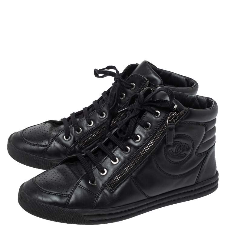Pre Owned Chanel Black Leather Double Zip CC High Top Sneakers Size 40