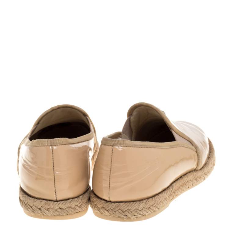 Pre Owned Chanel Beige Patent Leather Espadrille Slip On Loafers Size 36