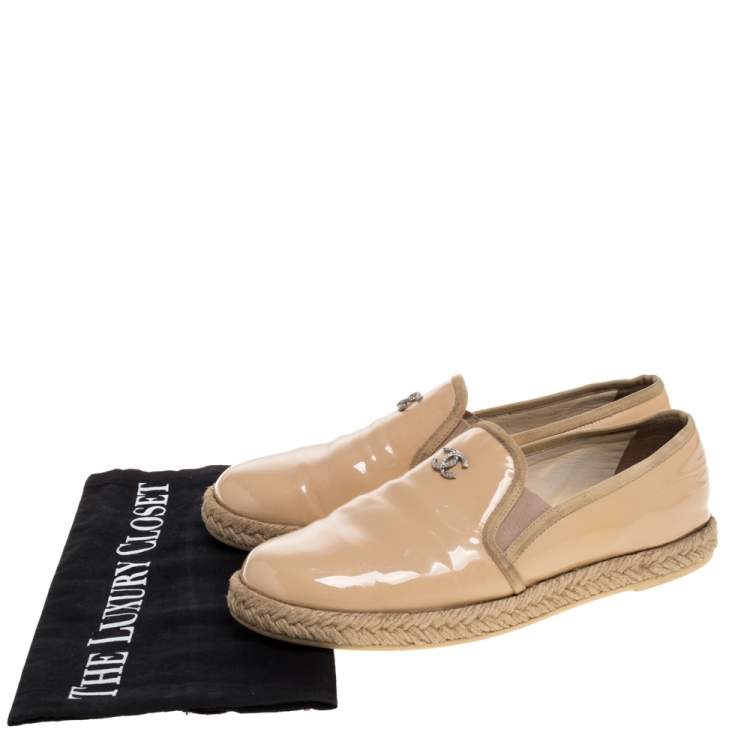 Pre Owned Chanel Beige Patent Leather Espadrille Slip On Loafers Size 36