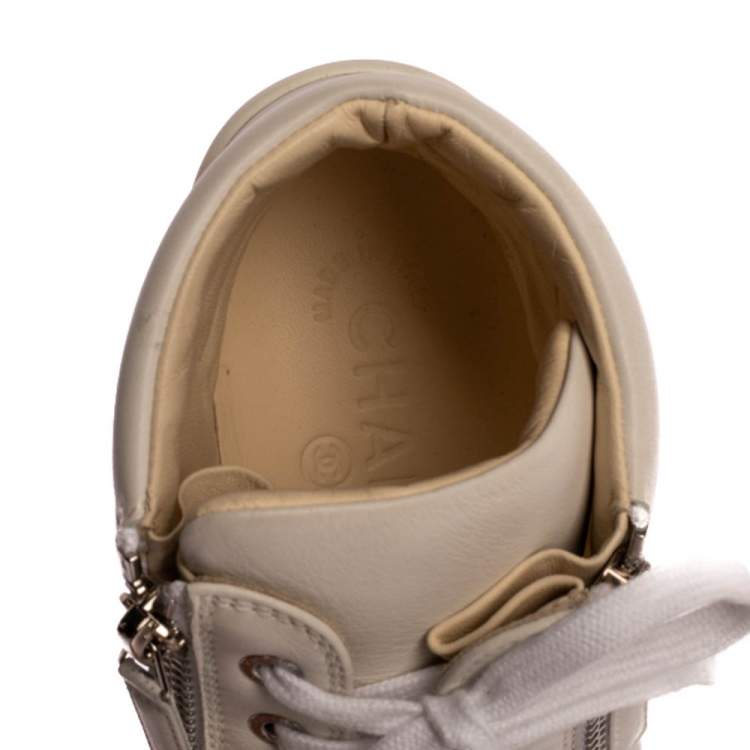 Pre Owned Chanel White Leather CC High Top Sneakers Size 36