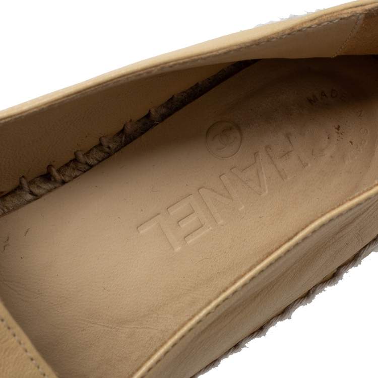 Pre Owned Chanel Beige/Black Leather Embellished Interlocking CC Logo Espadrilles Sneakers Size 37