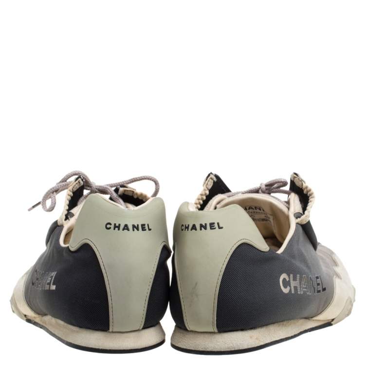 Pre Owned Chanel Black/Beige Leather And Fabric Zipper/Lace Sneakers Size 40