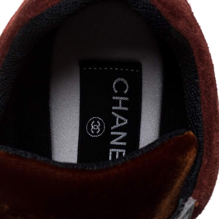 Pre Owned Chanel Multiclor Suede Leather And Velvet CC Low-Top Sneakers Size 36